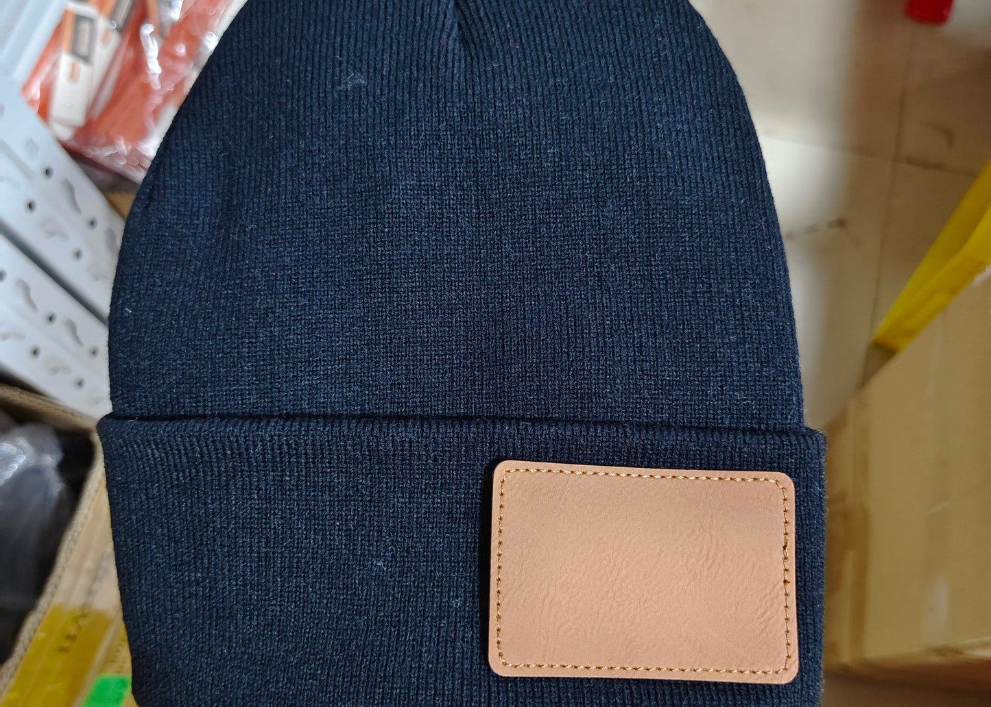 Tuque en tricot /cuir