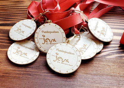 Médaille en bois