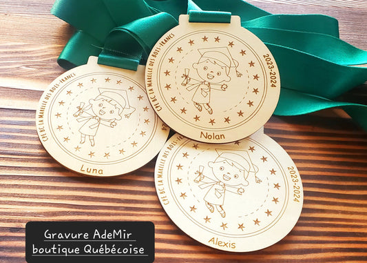 Médaille en bois