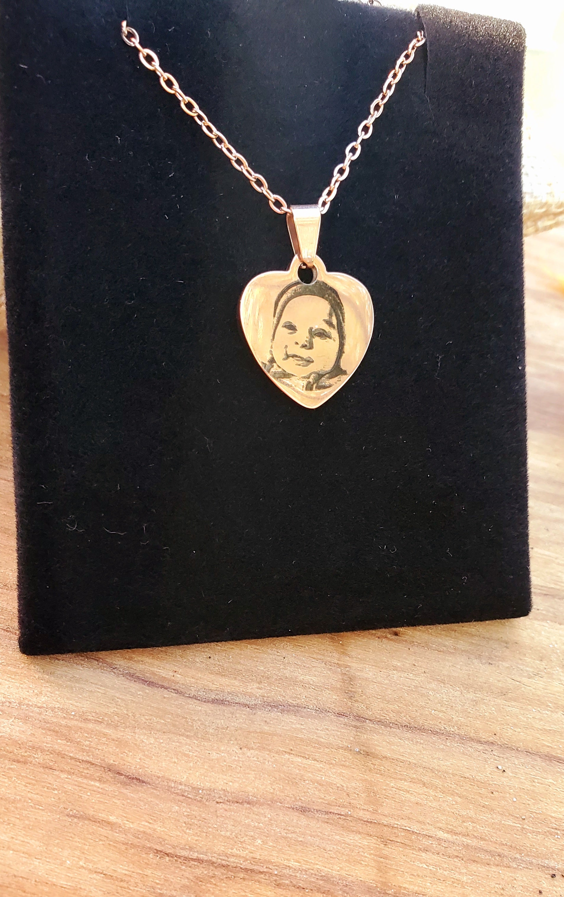 Collier coeur(réception non garantie pour Noël)