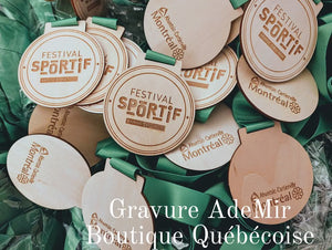 Médaille en bois
