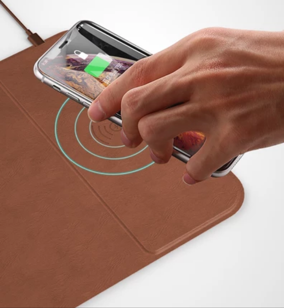 Tapis de souri avec chargeur sans fil