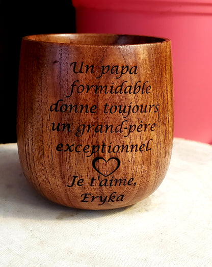 Tasse en bois