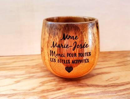 Tasse en bois