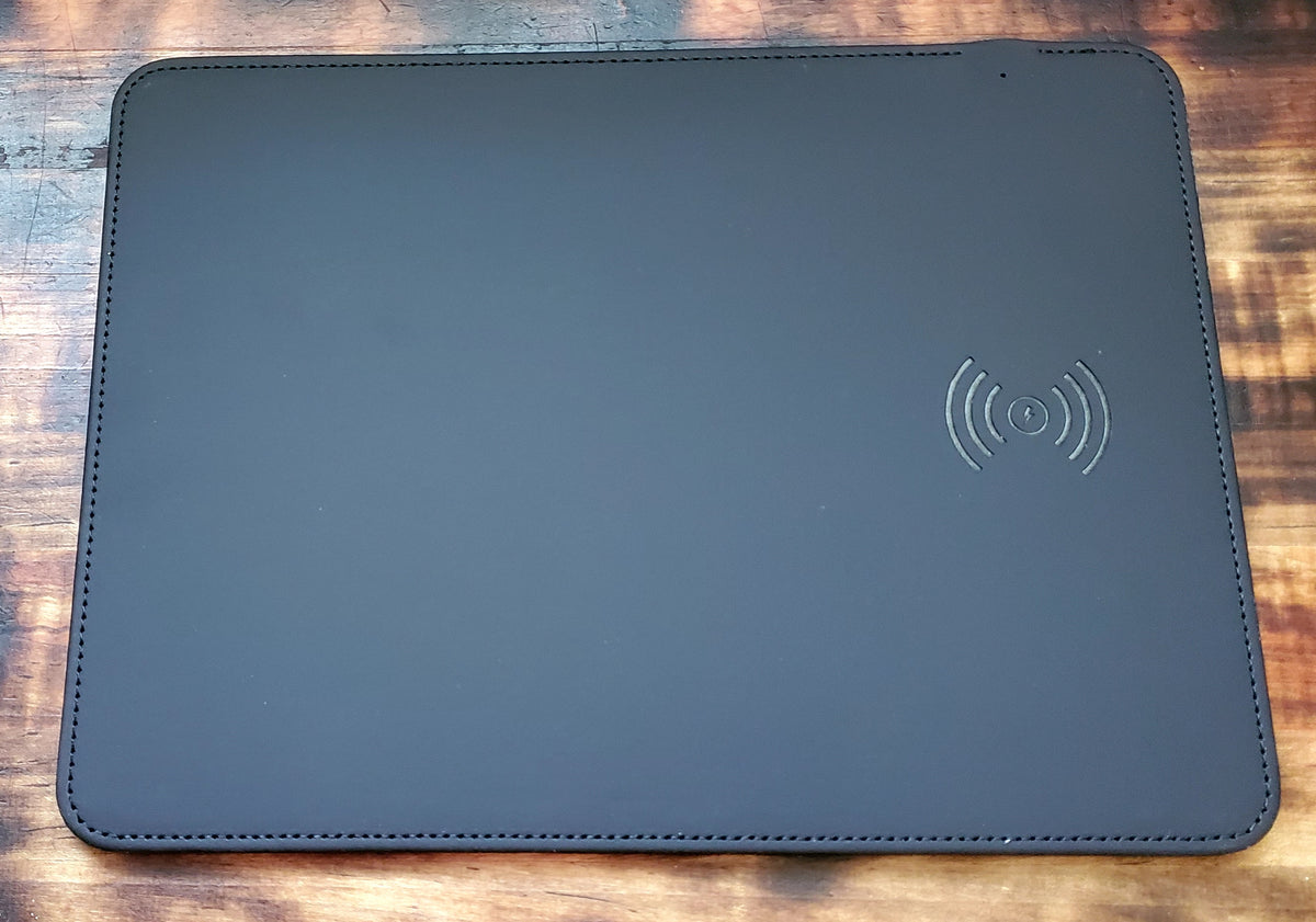 Tapis de souri avec chargeur sans fil