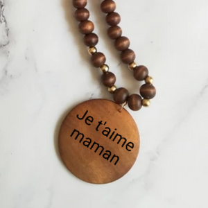 Collier en bois